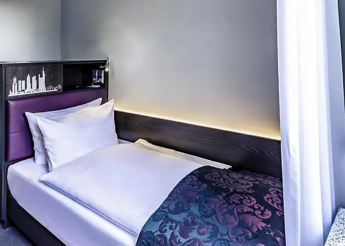 Hotel Mercure Frankfurt Messe 4*