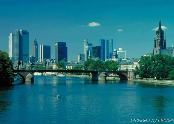 Mercure Frankfurt Messe Hotel 4*